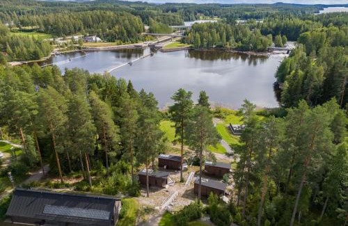 Kuusa Apartment | Koskisviitti 2 - Private High Quality Suite with Lake Views