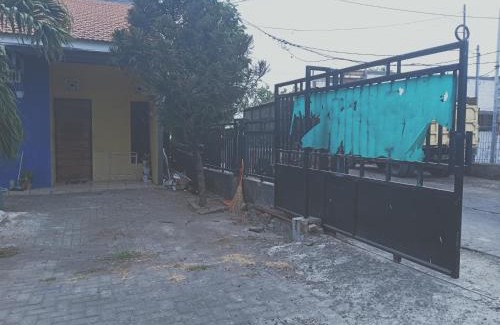 Sidoarjo House | Kost Backpacker