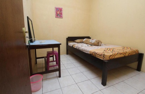 Banyuwangi House | Kost&Guesthouse Tirza