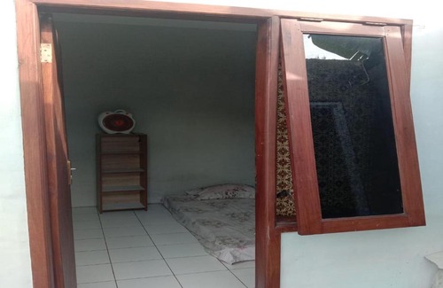 Malang House | Kost Putra Bantaran - Male Only