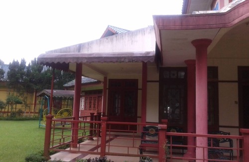 Cipanas Villa | Kota Bunga BB