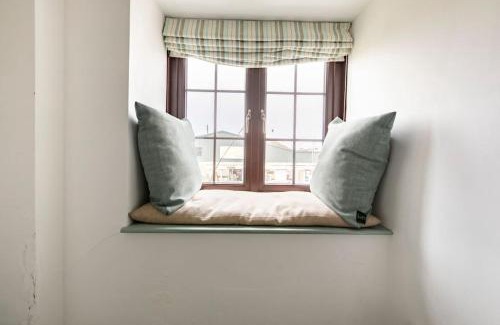 Porthleven Bed & Breakfast | Kota Restaurant & Rooms