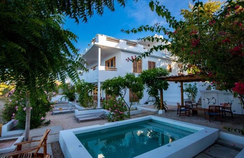 Treasure Beach Apartment | Kotch Two Bedroom Sea Suite