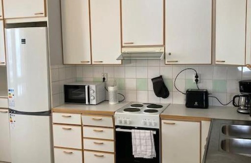 Aviapolis Apartment | Kotimaailma - Kalustettu saunallinen asunto kuudelle