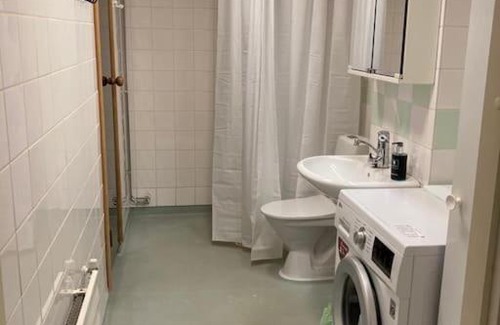 Aviapolis Apartment | Kotimaailma - Kalustettu saunallinen asunto kuudelle