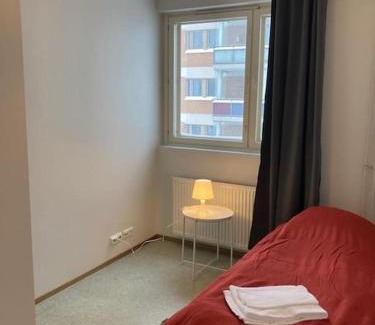 Aviapolis Apartment | Kotimaailma - Kalustettu saunallinen asunto kuudelle