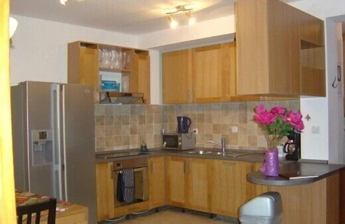 Prcanj Villa | Kotor Villa water's edge! Swimming jetty, beach+amazing views 6-14 in 6 bedrooms