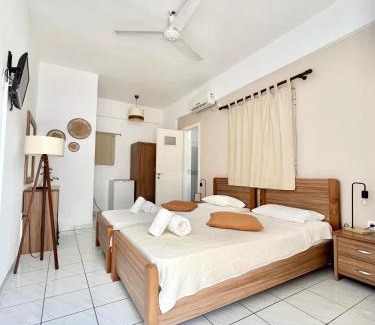 Foinikounta House | Koutrakis Rooms