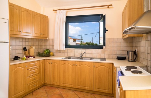 Kaligata House | Koxyli Village Studios & Apartments