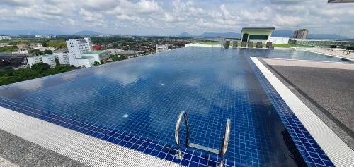 Batu Lintang Apartment | Kozi Square New SGH Cozy Home 8A