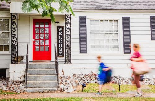 Columbia Hotel | Kozy Haven Log Cabin Rentals