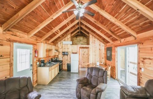 Columbia Hotel | Kozy Haven Log Cabin Rentals