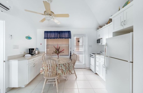 Rum Point Condo | Kozy Kai - Sealodge 17 - Romantic Beachfront cottage by Cayman Villas!