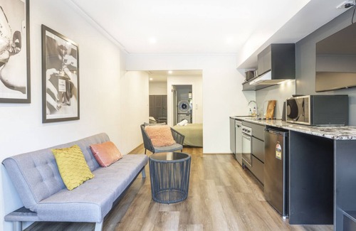 Birchgrove House | Kozyguru | Balmain | Townhouse bridge view or Charming Comfy Studio