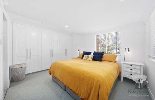 Bellevue Hill Apartment | KozyGuru Bellevue Hill Lovely 2 Bed Apt Free Parking NBH214