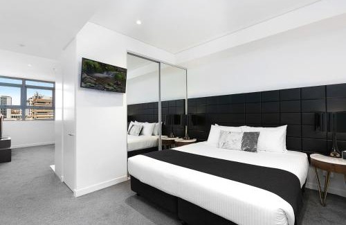 Chatswood CBD Apartment | KozyGuru | Chatswood | Convenient 1 Bed Studio Apt