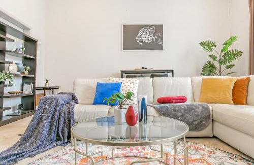 Leichhardt Apartment | KOZYGURU LEICHHARDT COZY HOLIDAY 3 BED HOME + FREE PARKING-NLE367