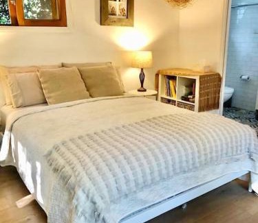 Marrickville Apartment | KozyGuru| Marrickville| Lovely Granny Flat Studio