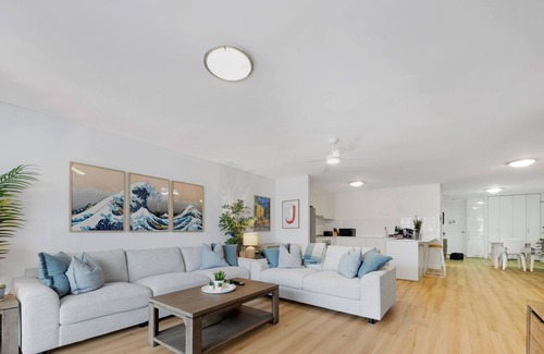Rockdale Apartment | Kozyguru | Rockdale | Cozy Apt Near Train Station