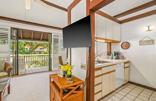 Poipu Condo | KP41 1Br Poipu Condo with AC, Steps to the Beach