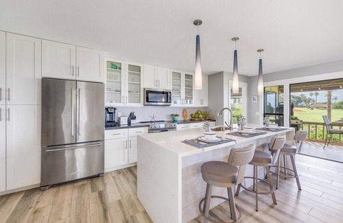 Kaanapali Condo | KPL 11 Modern Luxury Near Beach