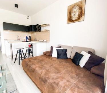 Bratislava Apartment | Krásny moderný 1-izbový byt, novostavba + parking