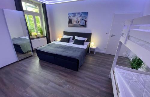 Rostock Apartment | KRABBENNEST Ferienwohnung mit Whirlpool und Infrarotsauna zentral