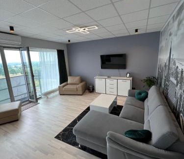 Latgale Suburb Apartment | Krasta Home apartament Parking & With CITY & RIVER VIEW