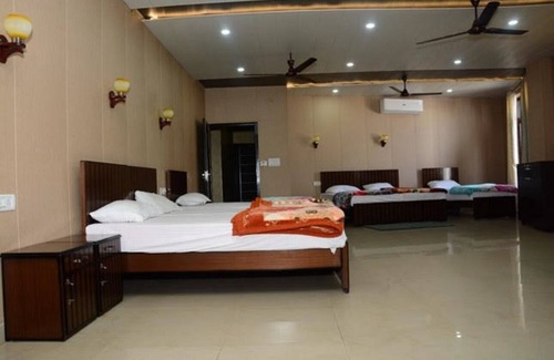 Haldwani Hotel | Krazy Hotel