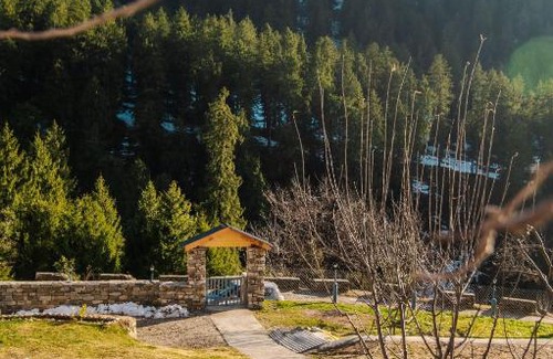 Jagatsukh House | Kriday Villa