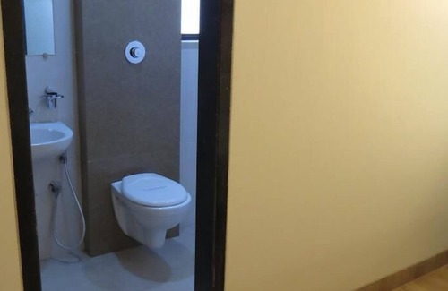 Belapur Hotel | Krishna Avatar Stay Inn