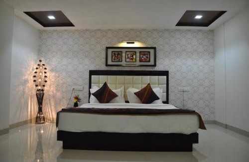 Daulatabad Hotel | Krishna Inn