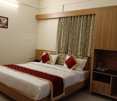 Yelahanka Hotel | Krishna Inn