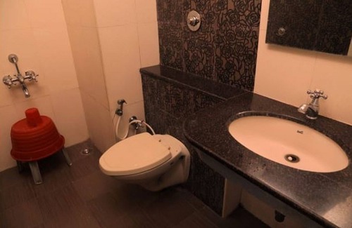Parthasarathy Puram Hotel | Krishna INN