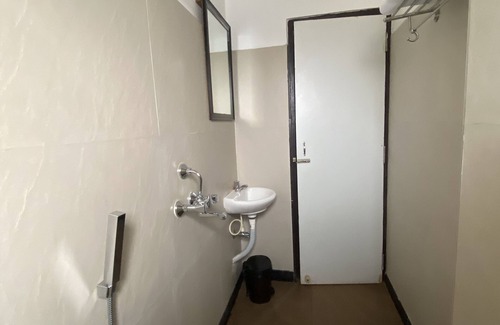 South Dum Dum Hotel | Krishna Kunja Guest House