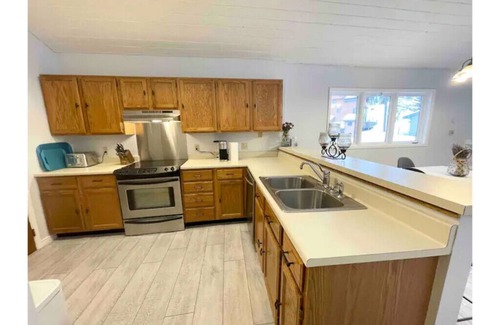 Whitefish Condo | Kristiana Cozy 3 bedroom ski in condo