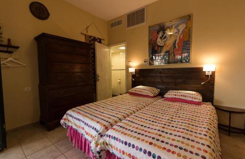 Midreshet Ben-Gurion Bed & Breakfast | Krivine B&B