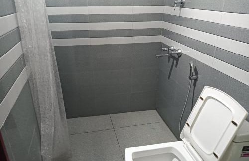 Kottarakara Hotel | KRK ROOMS Kottarakara