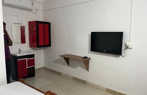Kottarakara Hotel | KRK ROOMS Kottarakara
