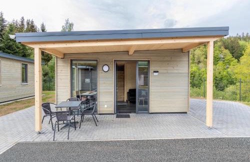 Hallschlag House | Kronenburger Couples Bungalow, cleaning included