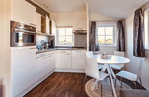 Giethoorn Ski Chalet | Kroondomein Giethoorn