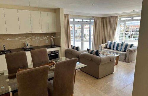 Gordons Bay Central Hotel | Krystal Beach Hotel