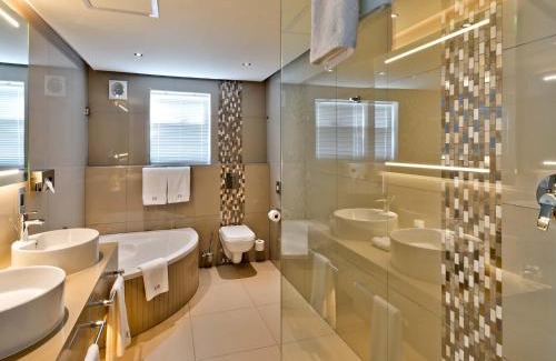 Harbour Island Hotel | Krystal Beach Hotel
