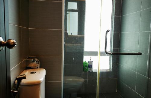 Taman Century Apartment | KSL Suites