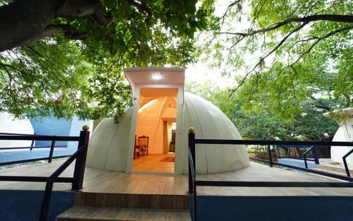 Badami Hotel | KSTDC Hotel Mayura Chalukya, Badami