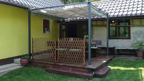 Plesce Ski Chalet | Kuća za odmor Forest Dream u blizini rijeke Kupe