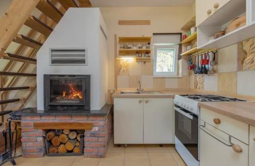 Gracac Apartment | Kuća za odmor JASENAK