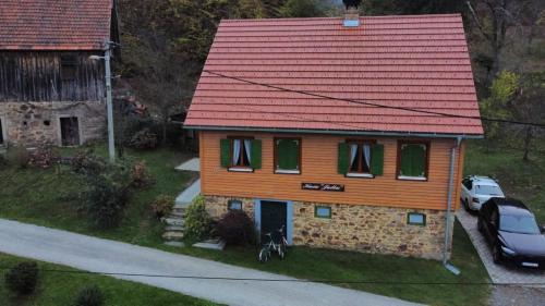 Cabar Ski Chalet | Kuća za odmor 'Julka'
