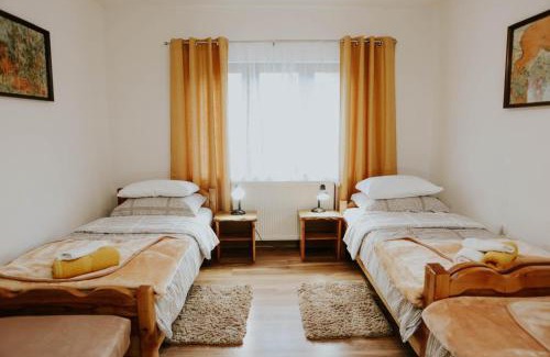 Gospic House | Kuća za odmor Kod Doza II