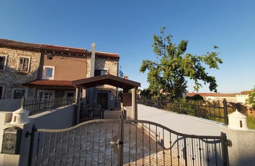 Marcana House | Kuća za odmor Lazarić